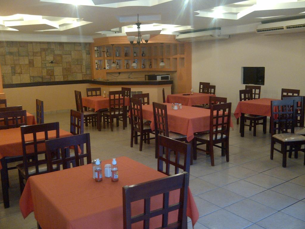 Hotel Cibeles La Ceiba Exterior photo